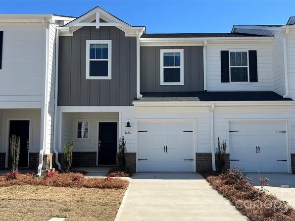 1636 Village Grove Ln, Monroe, NC 28110
