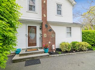 3 Hayes St, Nesconset, NY 11767