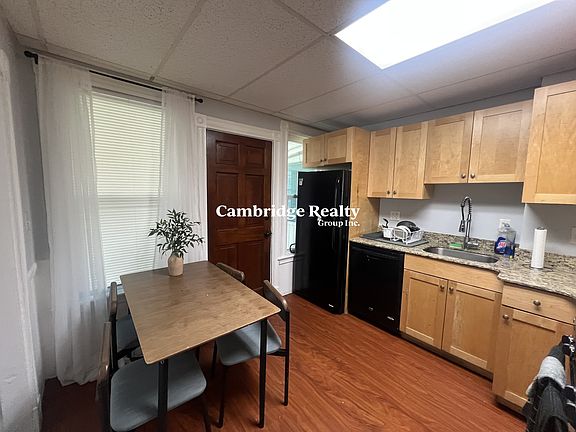 2nd image of 11 7th St #2J