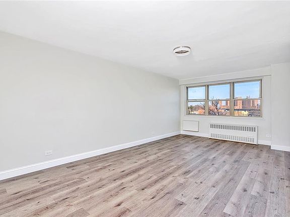 2nd image of 2475 W 16th St APT 5D