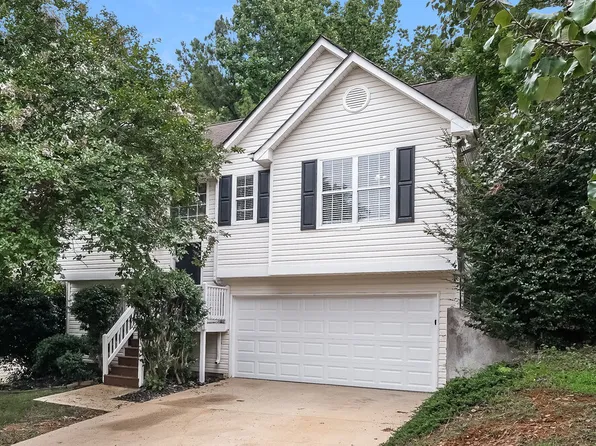 3706 Wavetree Overlook NW, Acworth, GA 30101