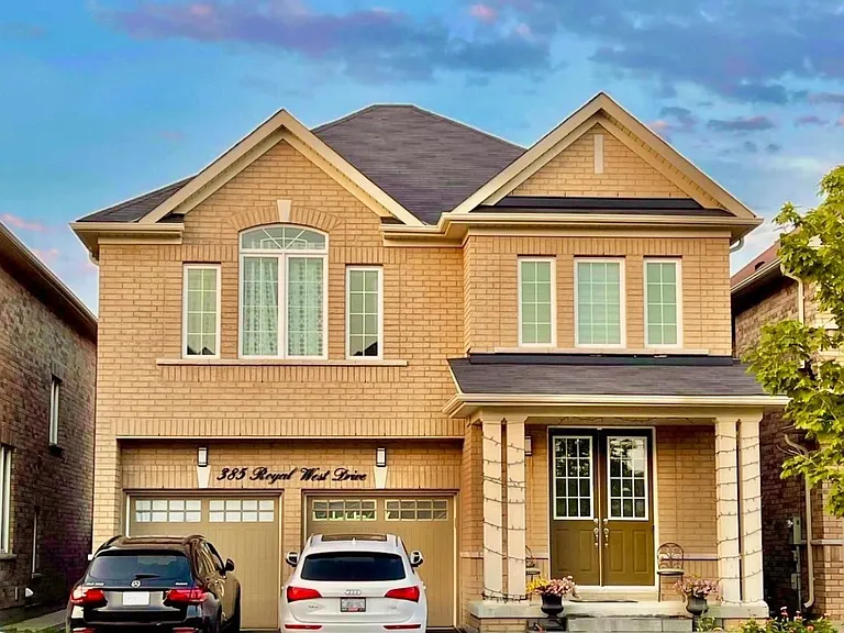 385 Royal West Dr #UPPER — Photo 1
