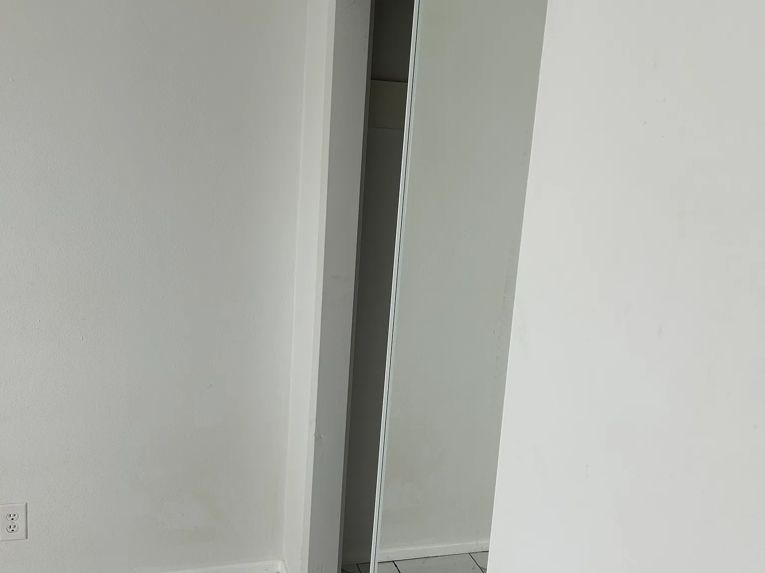 2 bed, 950 sqft, $1,260 — Photo 2