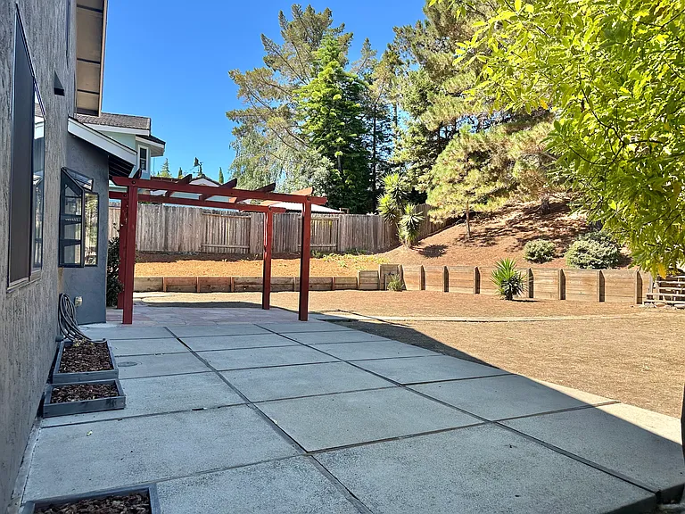768 Rose Dr — Photo 48
