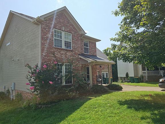 3rd image of 1512 Callender Rd