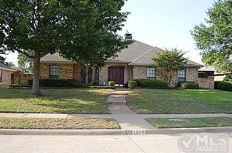 1st image of 1509 Brazos Trl