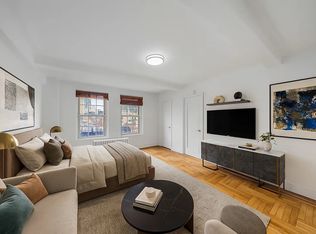 25 E 67th St #5B, New York, NY 10065