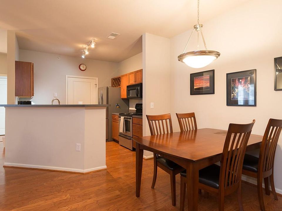 Entryway and Dining Area