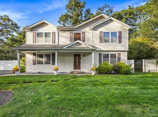 61 Delamere Street, Huntington, NY 11743