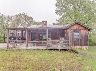 621 Old Fayetteville Rd, Freeburg, IL 62243