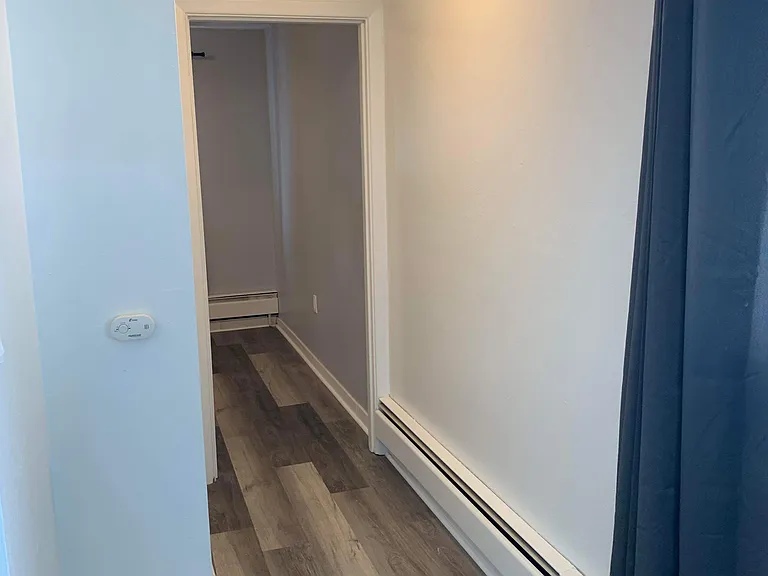 322 S Flower St #5 — Photo 5