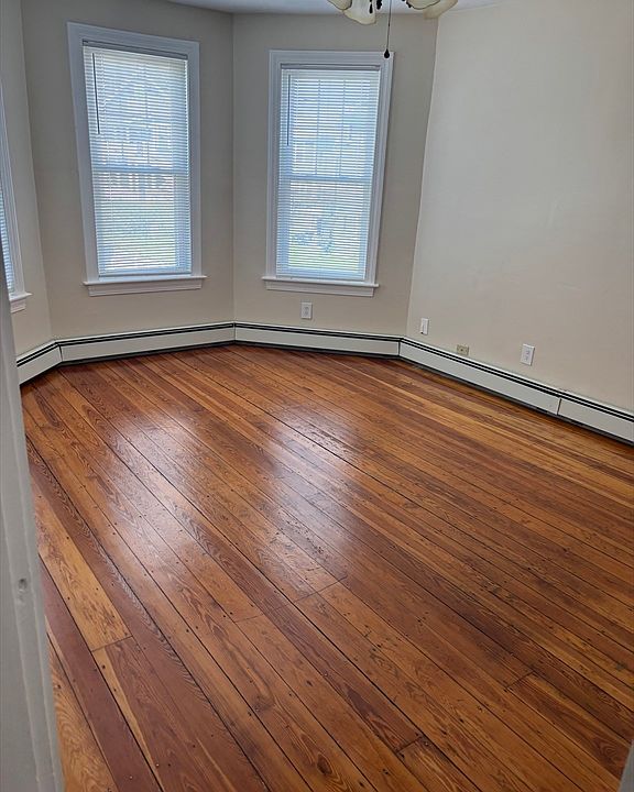 2nd image of 102-104 Robey St