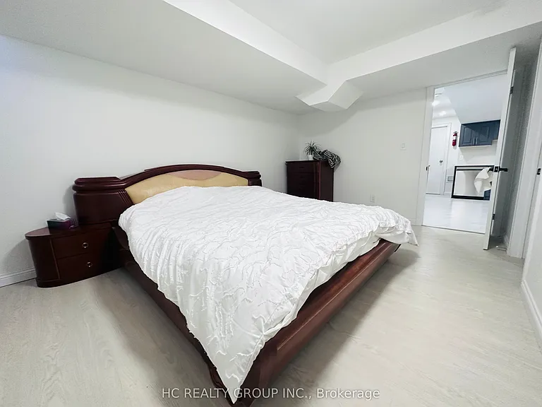 68 Marbrook St #B — Photo 7