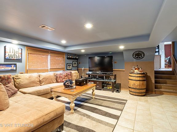 5th image of 3649 W Scott Dr