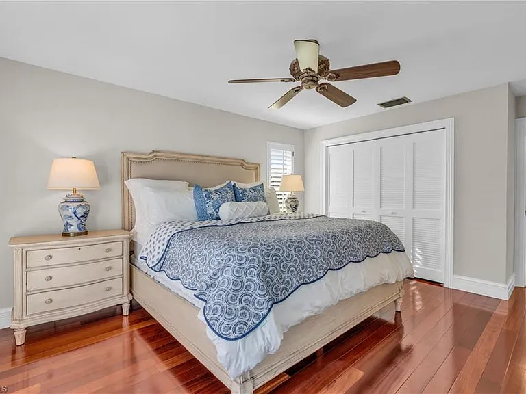 27725 Forester Dr — Photo 22