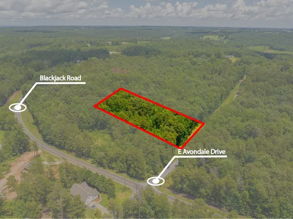 132 E Avondale Dr, Westminster, SC 29693