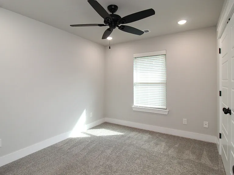 11 Hillswick Dr — Photo 20