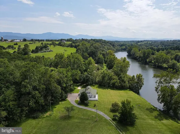 340 Camelot Ct, Luray, VA 22835