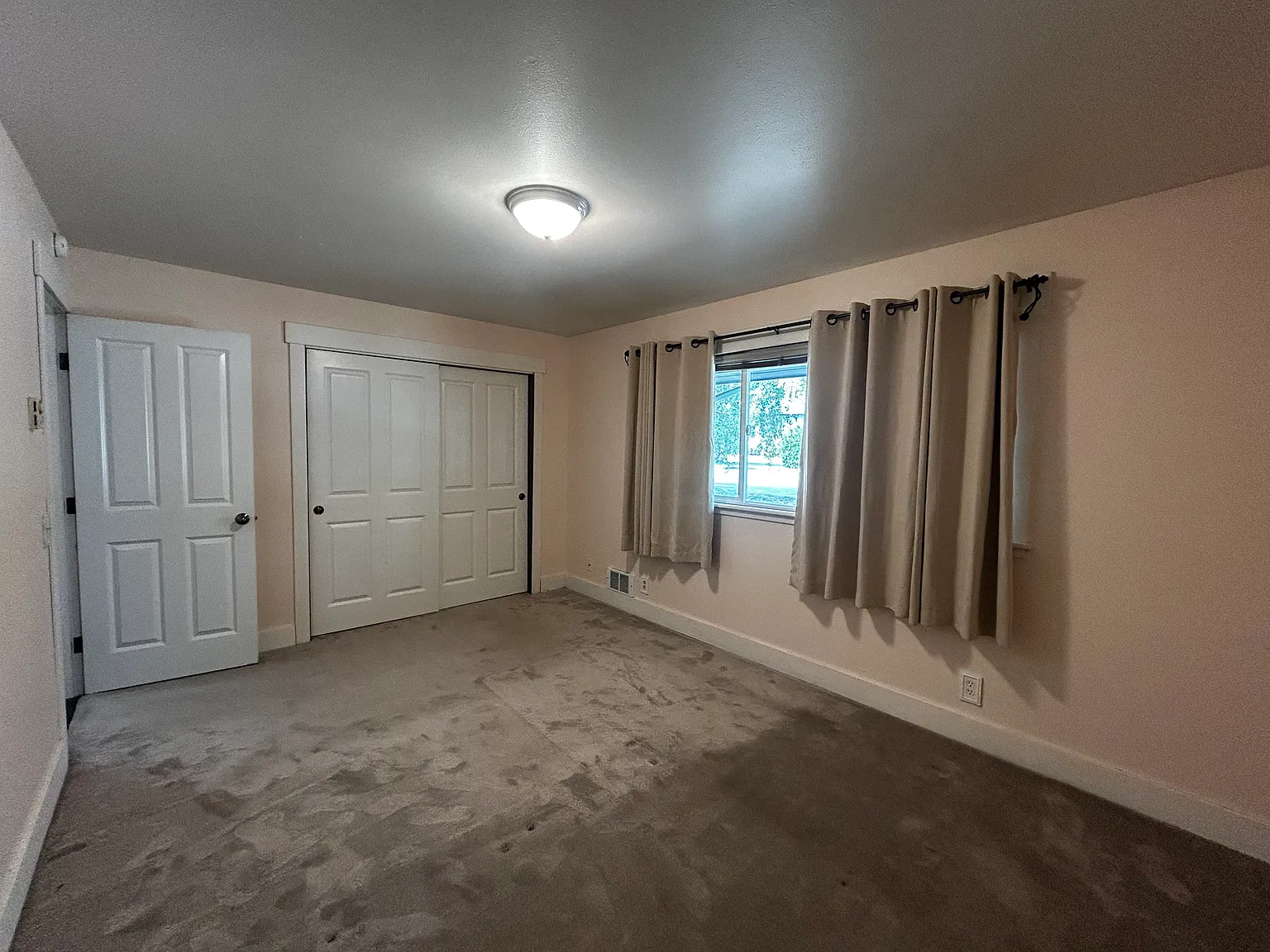 2 bed, $2,200 — Photo 2