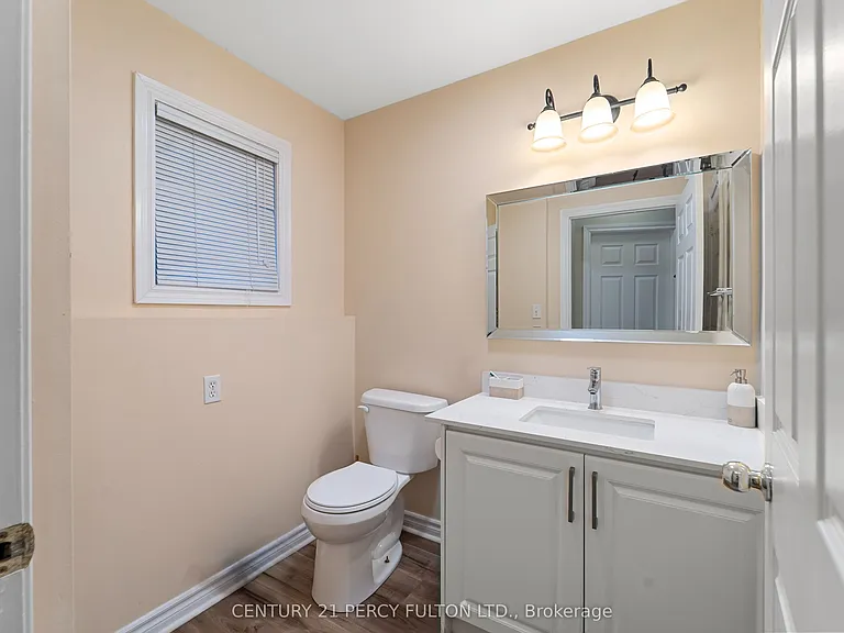 35 Weldon St — Photo 14