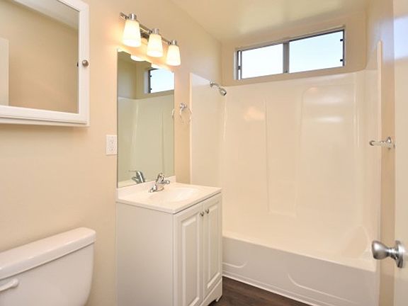 5th image of 250 W San Marcos Blvd APT U