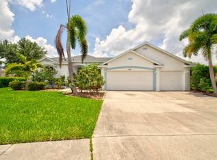 632 Carriage Hill Rd, Melbourne, FL 32940