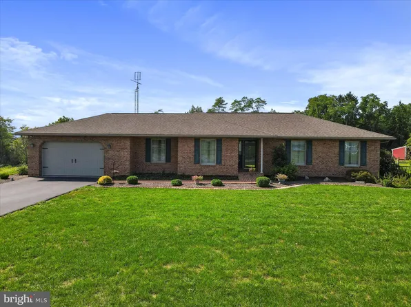 2279 Coldsmith Rd, Greencastle, PA 17225