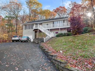 56A Minnisink Rd, Lake Hopatcong, NJ 07849