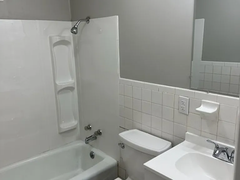 3614 Kelly Cir #F — Photo 6
