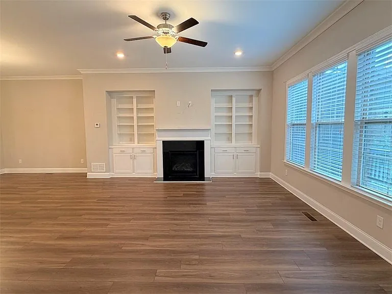 4995 Shay Town Ln — Photo 9