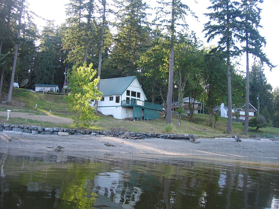 70 FT of NO Bank Waterfront