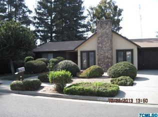 1103 N Gem St, Tulare, CA 93274
