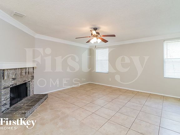 3rd image of 3900 Golden Horn Ln