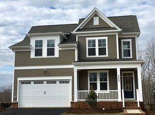 2433 Morgans Point Dr, Dumfries, VA 22026