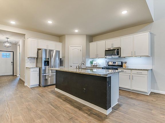 5th image of 115 Callado Cir