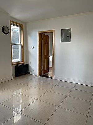 2nd image of 430 45th St #2