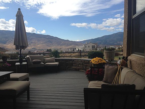 Large deck - unobstructed vi