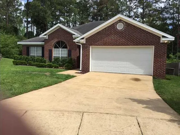 9920 Hampton Ct, Mobile, AL 36695