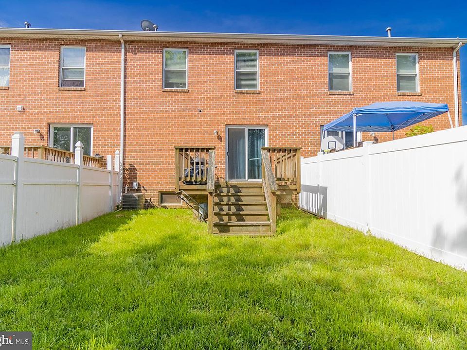 2nd image of 277 Center Deen Ave