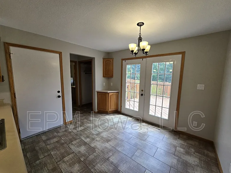 4710 Donald Dr — Photo 17