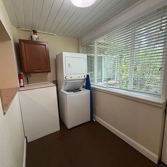 1120 Palmer St — Photo 14