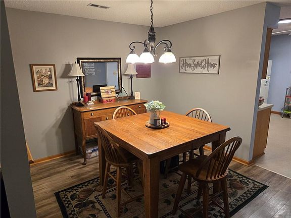 5th image of 6228 Ash Ct