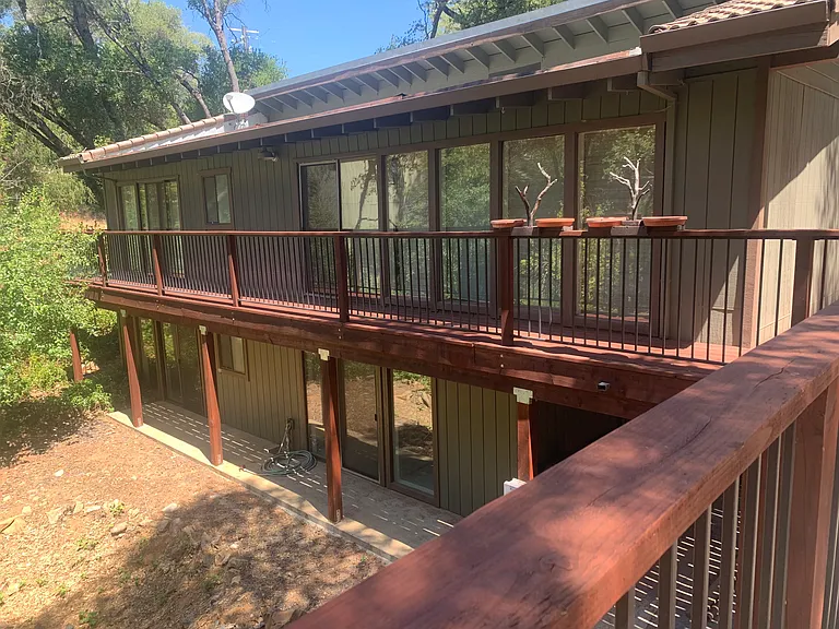 1515 Coyote Dr — Photo 3