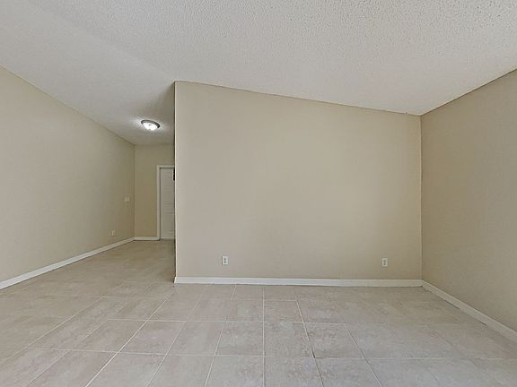 3rd image of 10221 SW 23rd Ct