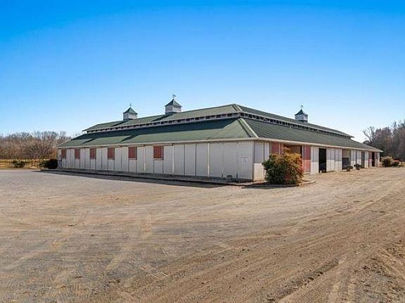 3rd image of 29146 Capshaw Rd