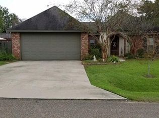7 Tuscan Ln, Sumrall, MS 39482