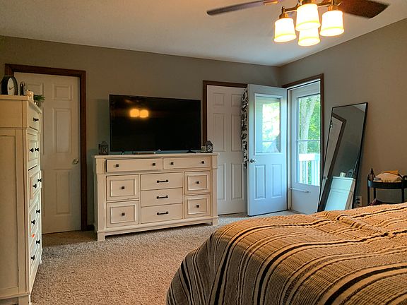 4th image of 21191 Bellemeade Dr