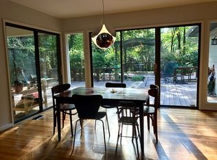 609 Surry Rd, Chapel Hill, NC 27514