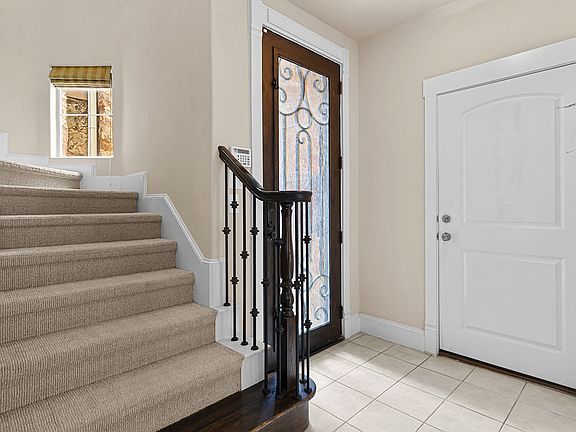 4th image of 2635 Villa Di Lago Unit 1