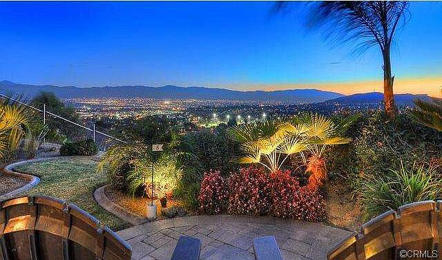 1st image of 680 La Cumbre Cir
